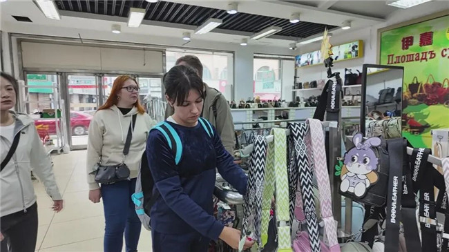 免签购物热，中俄边境绥芬河激发新消费活力